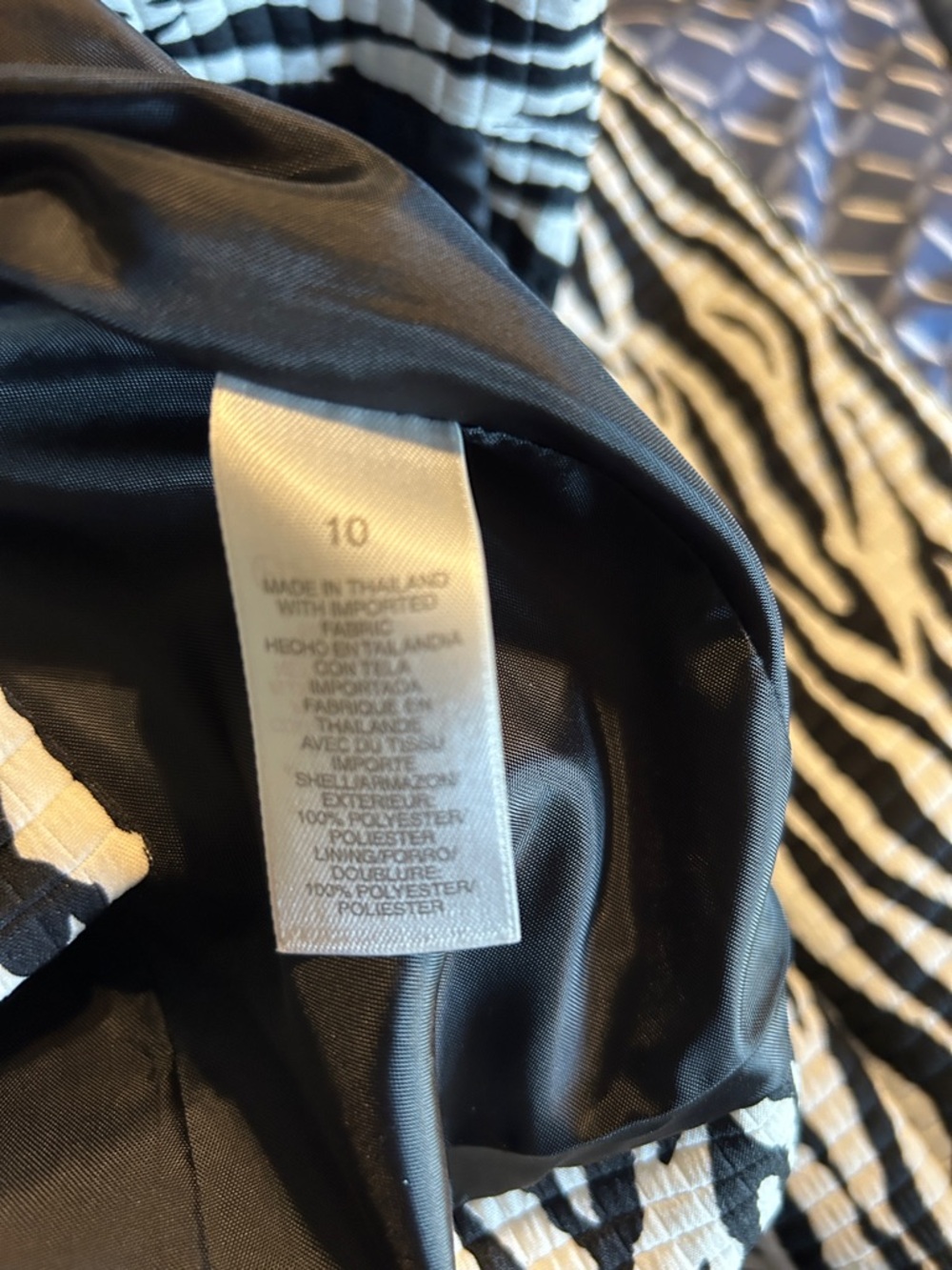 Liz Claiborne Black and White Zebra Print Belted Blazer - Picture 5 of 5